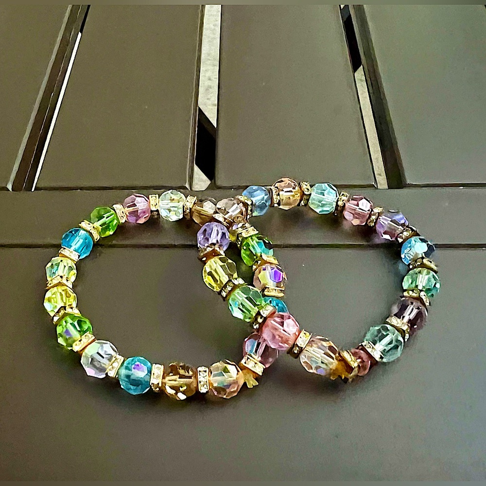 Lot of 2: Swarovski crystals stretchy 2” bracelet